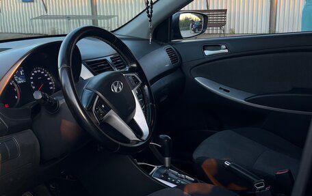 Hyundai Solaris II рестайлинг, 2012 год, 930 000 рублей, 5 фотография