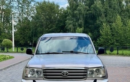 Toyota Land Cruiser 100 рестайлинг 2, 1998 год, 1 279 000 рублей, 2 фотография