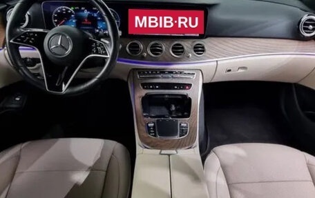 Mercedes-Benz E-Класс, 2021 год, 4 950 000 рублей, 11 фотография