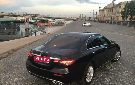 Mercedes-Benz E-Класс, 2021 год, 4 950 000 рублей, 5 фотография