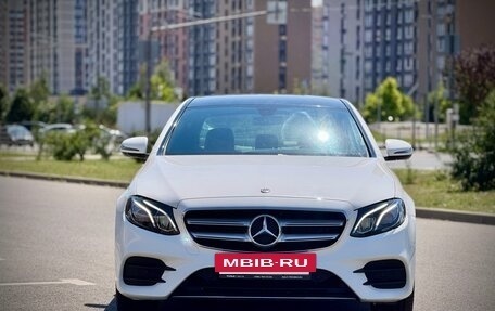 Mercedes-Benz E-Класс, 2019 год, 3 290 000 рублей, 2 фотография