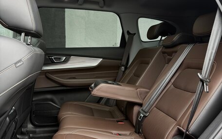 Chery Tiggo 8 Pro, 2023 год, 1 950 000 рублей, 17 фотография