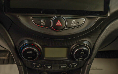Hyundai Solaris II рестайлинг, 2012 год, 899 000 рублей, 15 фотография
