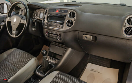 Volkswagen Tiguan I, 2010 год, 1 229 000 рублей, 16 фотография