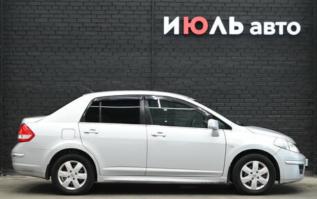 Nissan Tiida, 2010 год, 660 000 рублей, 9 фотография