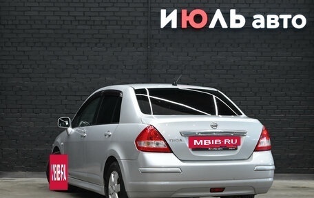 Nissan Tiida, 2010 год, 660 000 рублей, 4 фотография