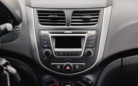 Hyundai Solaris II рестайлинг, 2014 год, 1 099 000 рублей, 18 фотография