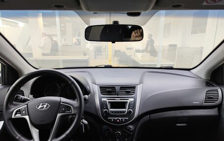 Hyundai Solaris II рестайлинг, 2014 год, 1 099 000 рублей, 17 фотография