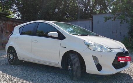 Toyota Aqua I, 2016 год, 875 000 рублей, 3 фотография