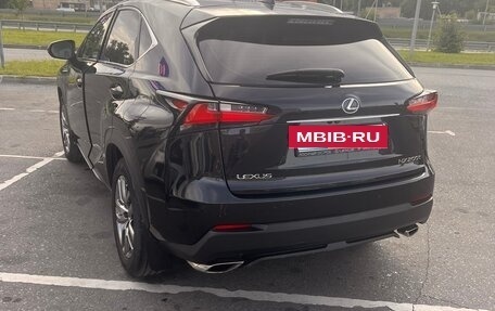 Lexus NX I, 2017 год, 2 500 000 рублей, 8 фотография