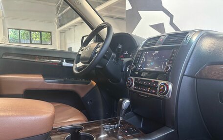 KIA Mohave I, 2017 год, 2 929 990 рублей, 21 фотография