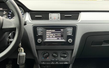 Skoda Rapid I, 2015 год, 809 000 рублей, 18 фотография