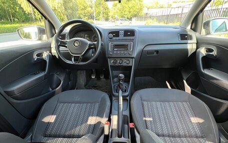 Volkswagen Polo VI (EU Market), 2016 год, 965 000 рублей, 18 фотография