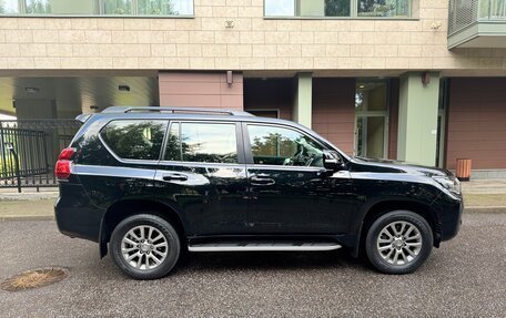Toyota Land Cruiser Prado 150 рестайлинг 2, 2020 год, 6 000 000 рублей, 6 фотография