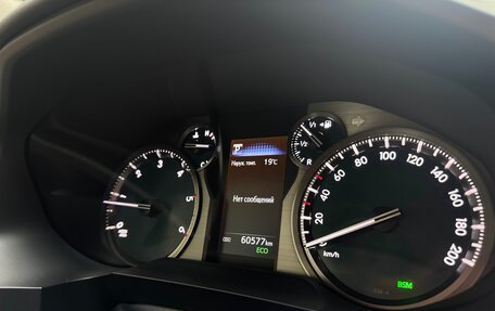 Toyota Land Cruiser Prado 150 рестайлинг 2, 2020 год, 6 000 000 рублей, 17 фотография