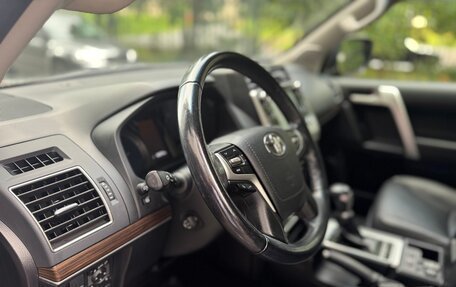 Toyota Land Cruiser Prado 150 рестайлинг 2, 2020 год, 6 000 000 рублей, 16 фотография