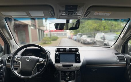 Toyota Land Cruiser Prado 150 рестайлинг 2, 2020 год, 6 000 000 рублей, 18 фотография