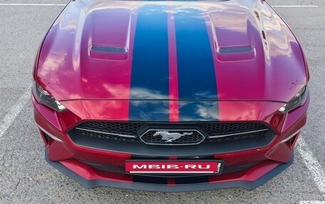 Ford Mustang VI рестайлинг, 2019 год, 3 350 000 рублей, 2 фотография