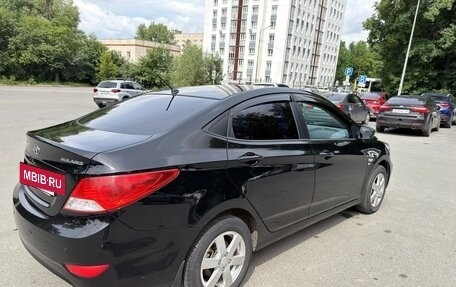 Hyundai Solaris II рестайлинг, 2012 год, 750 000 рублей, 5 фотография