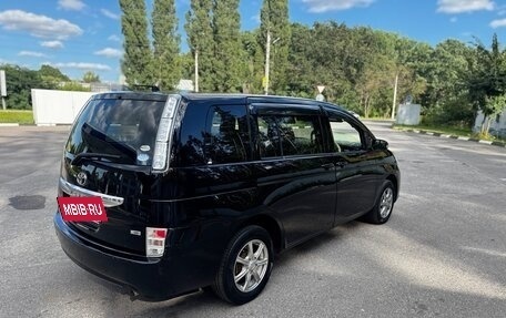 Toyota ISis I, 2011 год, 1 250 000 рублей, 6 фотография