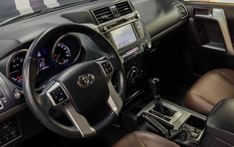 Toyota Land Cruiser Prado 150 рестайлинг 2, 2017 год, 4 349 900 рублей, 7 фотография