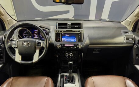 Toyota Land Cruiser Prado 150 рестайлинг 2, 2017 год, 4 349 900 рублей, 8 фотография