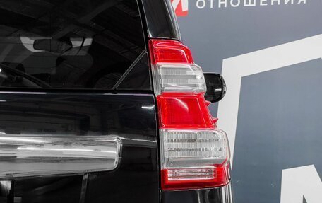 Toyota Land Cruiser Prado 150 рестайлинг 2, 2017 год, 4 349 900 рублей, 16 фотография