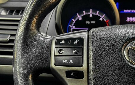 Toyota Land Cruiser Prado 150 рестайлинг 2, 2017 год, 4 349 900 рублей, 12 фотография
