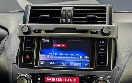 Toyota Land Cruiser Prado 150 рестайлинг 2, 2017 год, 4 349 900 рублей, 10 фотография