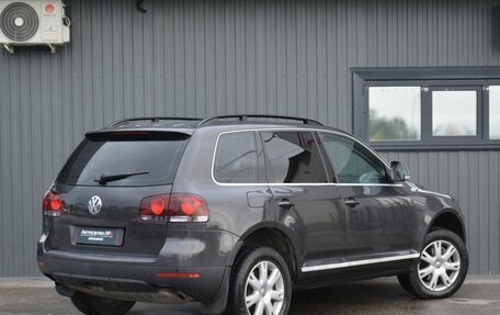 Volkswagen Touareg III, 2010 год, 849 999 рублей, 6 фотография