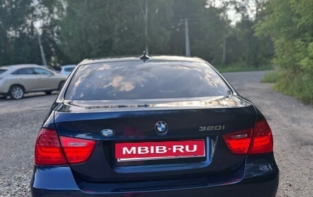 BMW 3 серия, 2011 год, 1 500 000 рублей, 5 фотография