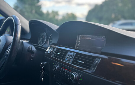 BMW 3 серия, 2011 год, 1 500 000 рублей, 15 фотография