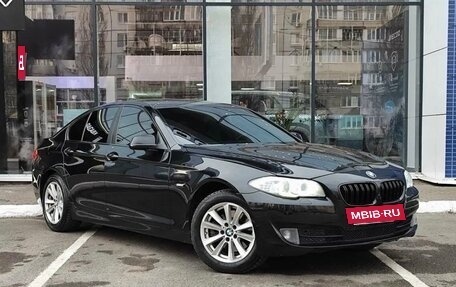 BMW 5 серия, 2013 год, 1 350 000 рублей, 2 фотография