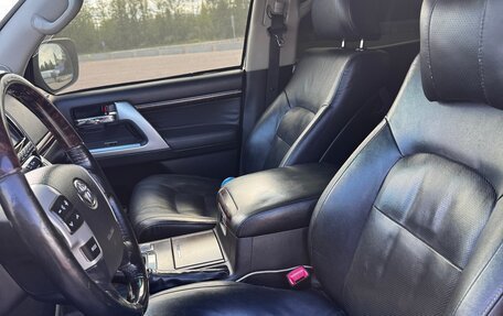 Toyota Land Cruiser 200, 2012 год, 3 700 000 рублей, 12 фотография