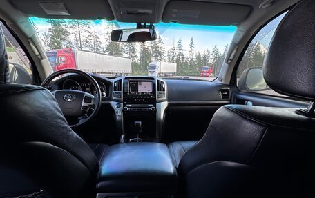 Toyota Land Cruiser 200, 2012 год, 3 700 000 рублей, 18 фотография