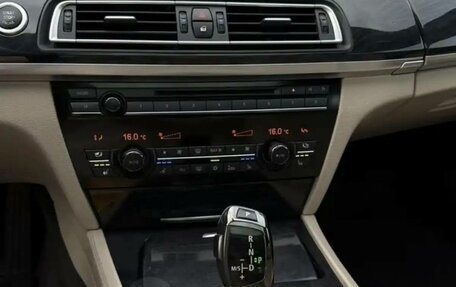 BMW 7 серия, 2008 год, 1 290 000 рублей, 16 фотография