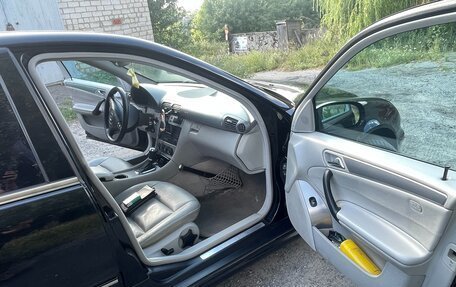 Mercedes-Benz C-Класс, 2005 год, 700 000 рублей, 12 фотография