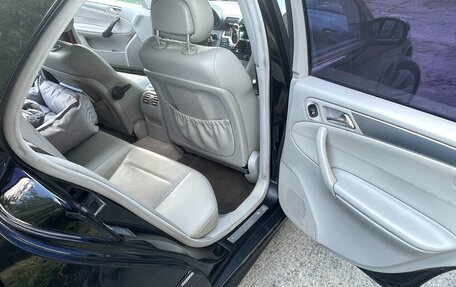 Mercedes-Benz C-Класс, 2005 год, 700 000 рублей, 13 фотография