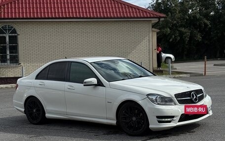 Mercedes-Benz C-Класс, 2011 год, 1 300 000 рублей, 3 фотография