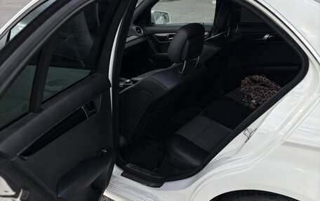 Mercedes-Benz C-Класс, 2011 год, 1 300 000 рублей, 11 фотография