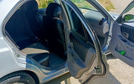 Hyundai Accent II, 2004 год, 400 000 рублей, 3 фотография