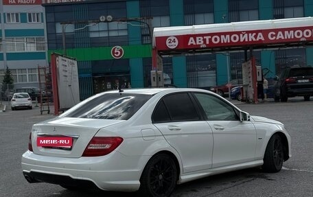 Mercedes-Benz C-Класс, 2011 год, 1 300 000 рублей, 5 фотография