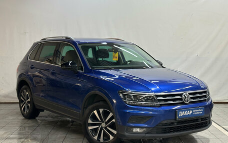 Volkswagen Tiguan II, 2019 год, 1 850 000 рублей, 2 фотография