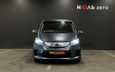 Honda Freed I, 2013 год, 980 000 рублей, 2 фотография