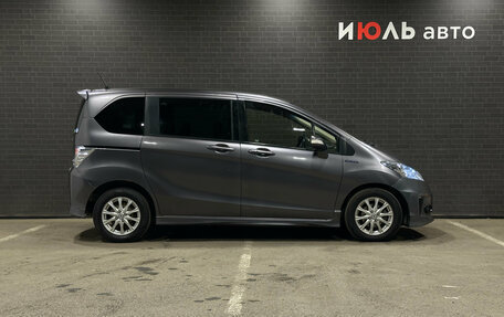 Honda Freed I, 2013 год, 980 000 рублей, 4 фотография