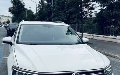 Volkswagen Tiguan II, 2017 год, 2 000 000 рублей, 1 фотография