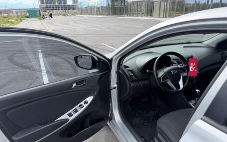 Hyundai Solaris II рестайлинг, 2011 год, 940 000 рублей, 6 фотография