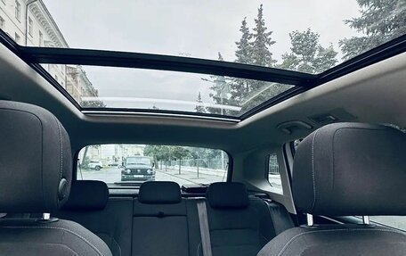 Volkswagen Tiguan II, 2017 год, 2 000 000 рублей, 6 фотография