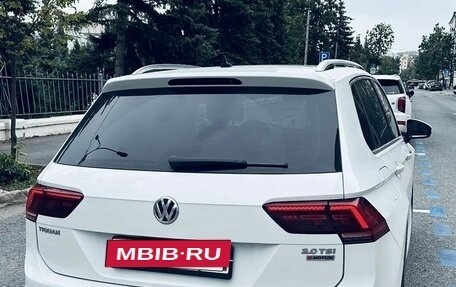 Volkswagen Tiguan II, 2017 год, 2 000 000 рублей, 2 фотография