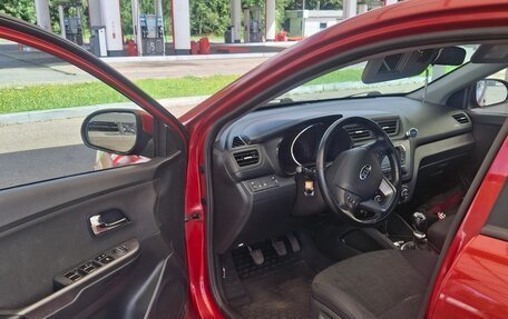 KIA Rio III рестайлинг, 2013 год, 750 000 рублей, 4 фотография